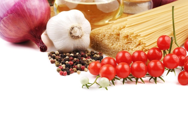 Składniki kuchenne na stole
